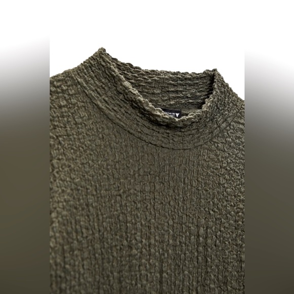 🫒 Beautiful textured ZARA dress. - Picture 4 of 8